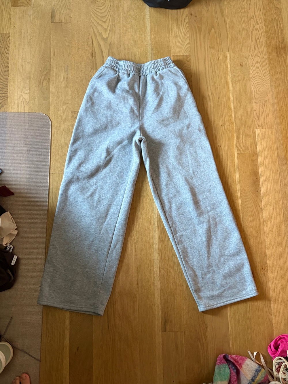 Grey women’s sweatpants